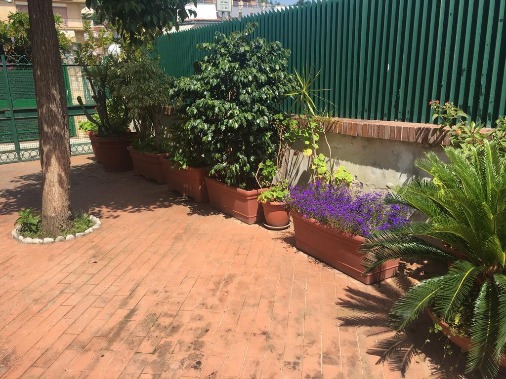 Holiday Home Casba Gaeta Bagian luar foto